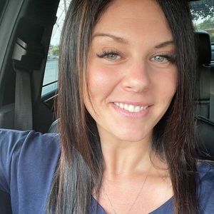 Meet your Posher, Kendra